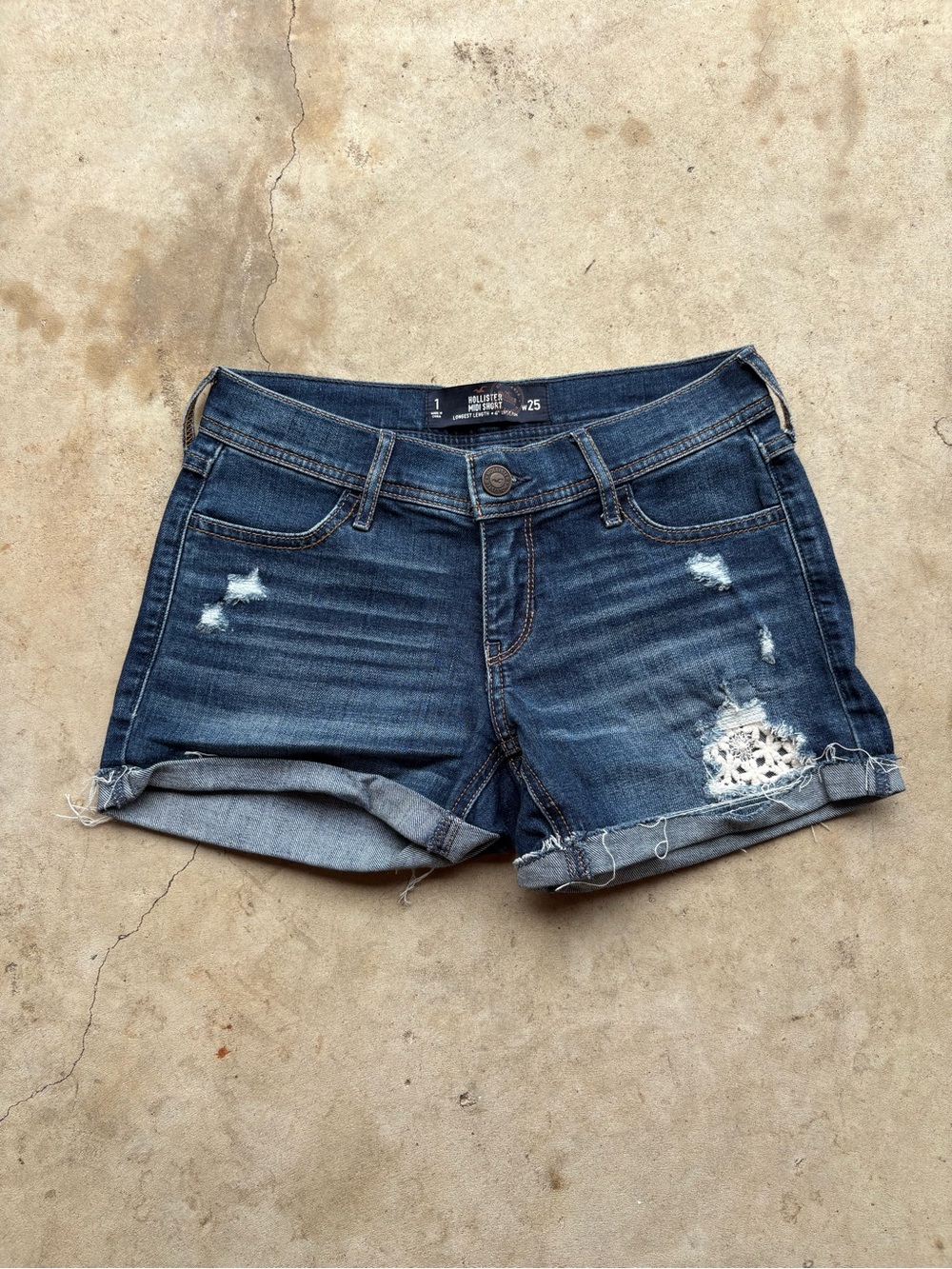 Y2K Hollister Co. blue denim shorts